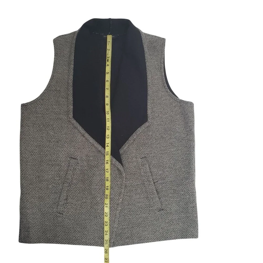 Banana Republic Women's Faux Tweed Open Front With Pockets Vest Gray Size Medium - Picture 10 of 10